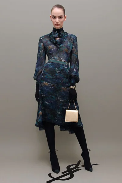 Look 24